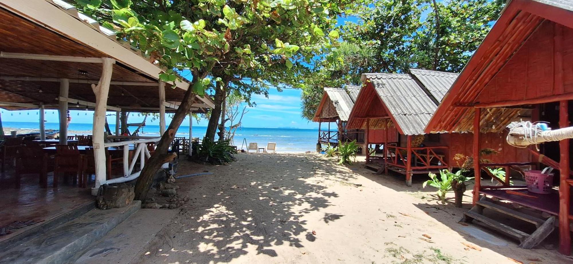 Breizh Cape Beach Bungalows Ko Lanta Exterior foto