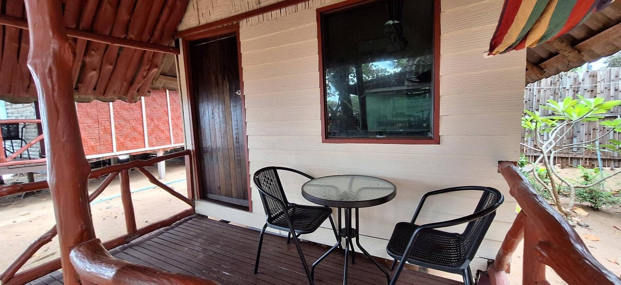 Breizh Cape Beach Bungalows Ko Lanta Exterior foto